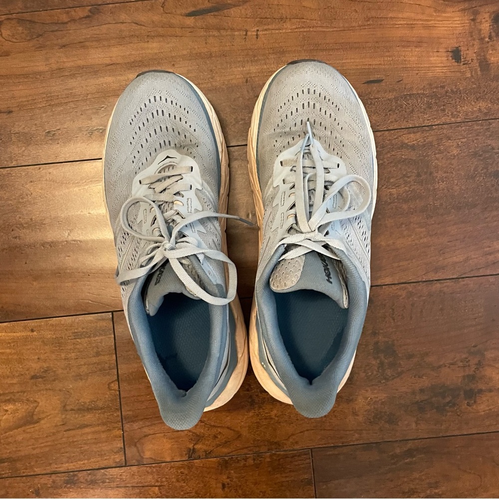 COPY - Hoka Arahi 5